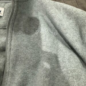 Magellan Outdoors Light Gray Fleece Jacket
